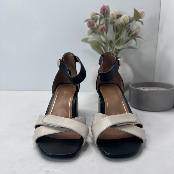 Vionic Salinas Supportive Orthotic Heeled Sandals Black Cream Women 7 Tried On - Picture 2 of 10